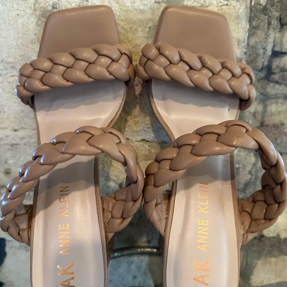 Anne Klein Women's Tan Braided Sandals - Picture 4 of 7